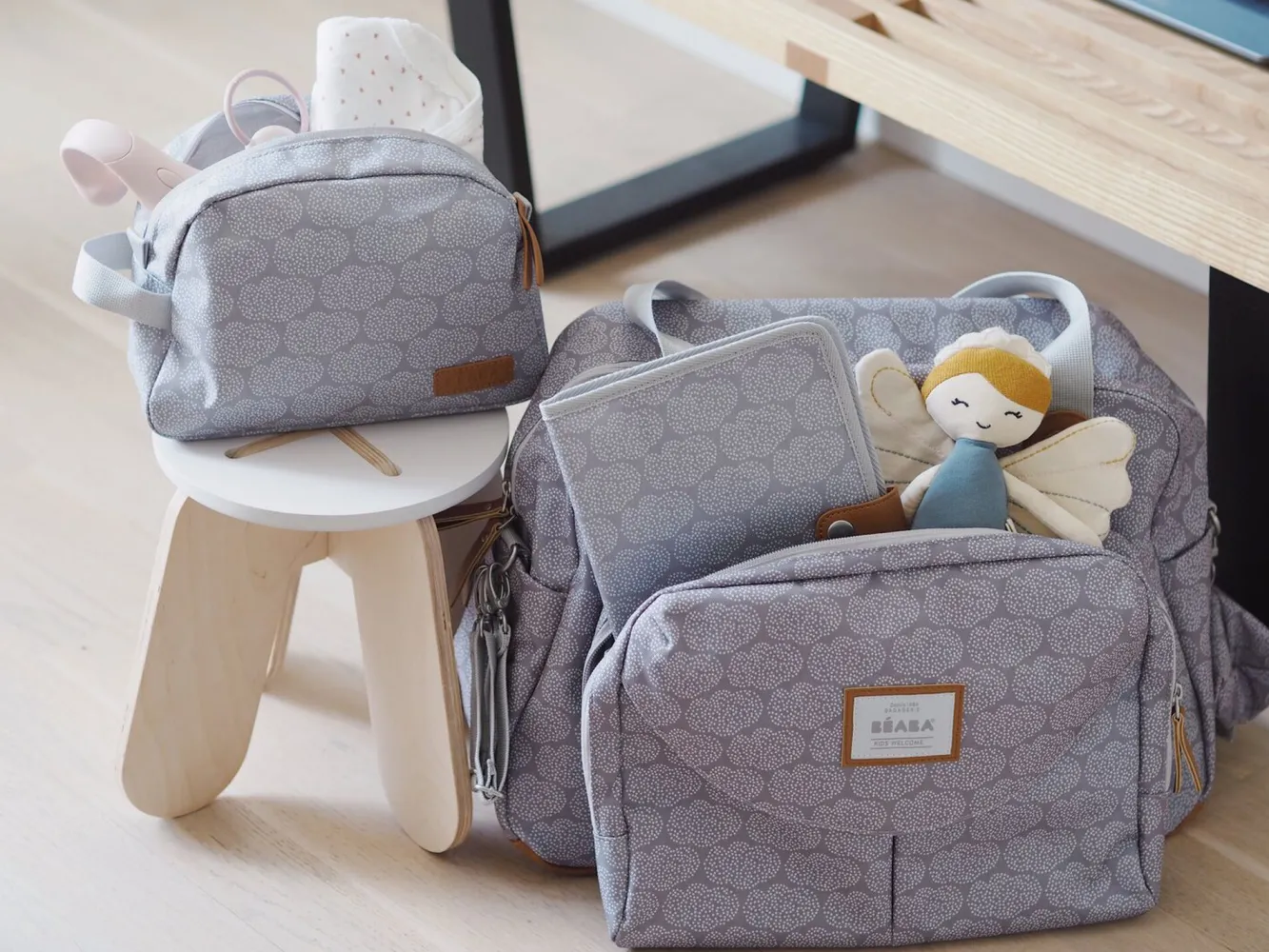 Accessoires De Toilette*BÉABA Protege Carnet De Sante Tiny Dots